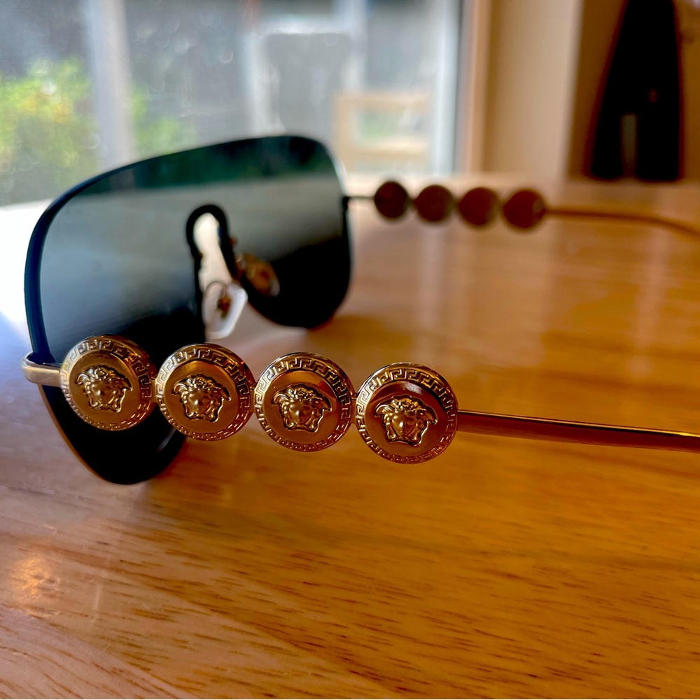 Versace Sunglasses. Gold Trim Medusa Mezmerize. CLG code included.